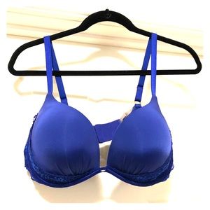 Victoria’s Secret push-up bra